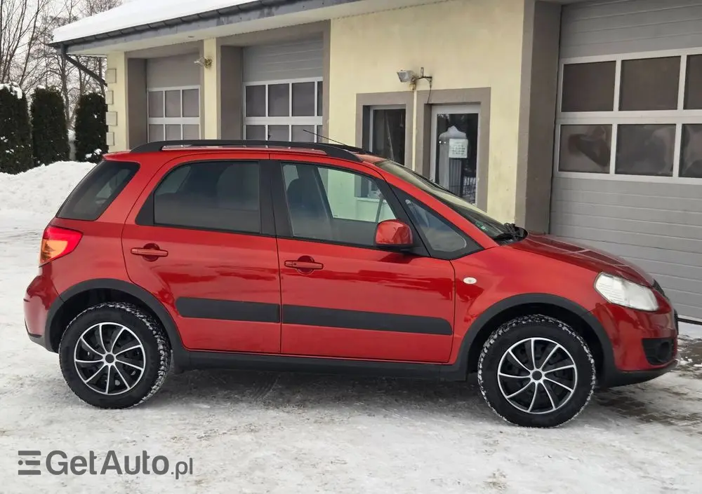 SUZUKI SX4 