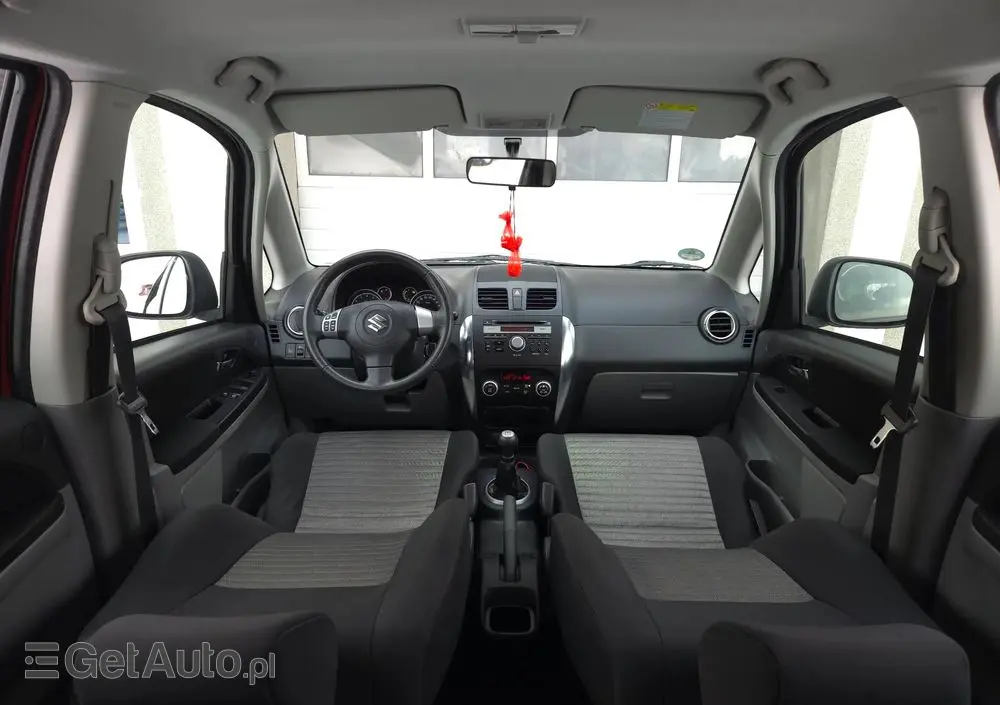 SUZUKI SX4 