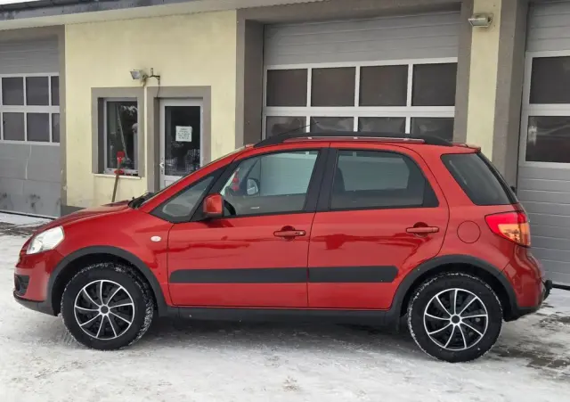 SUZUKI SX4 