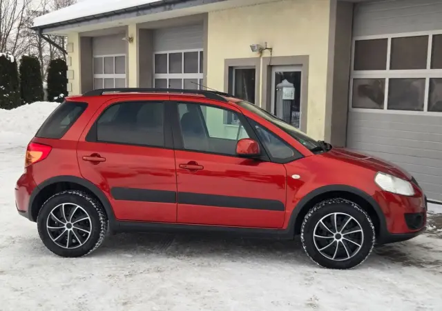 SUZUKI SX4 