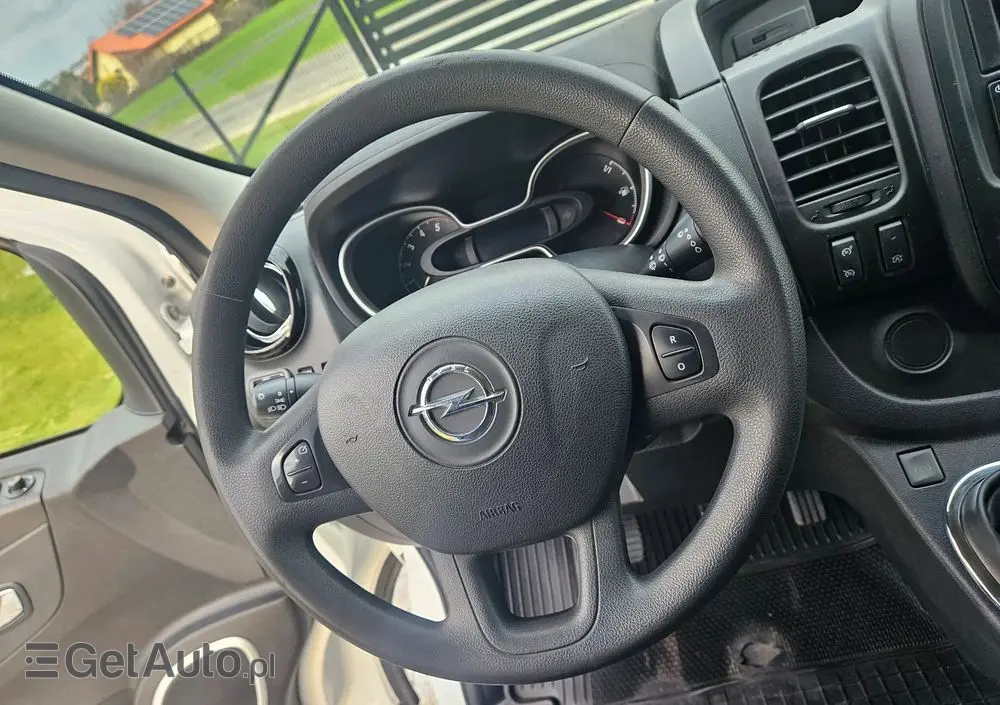 OPEL VIVARO L2H1 