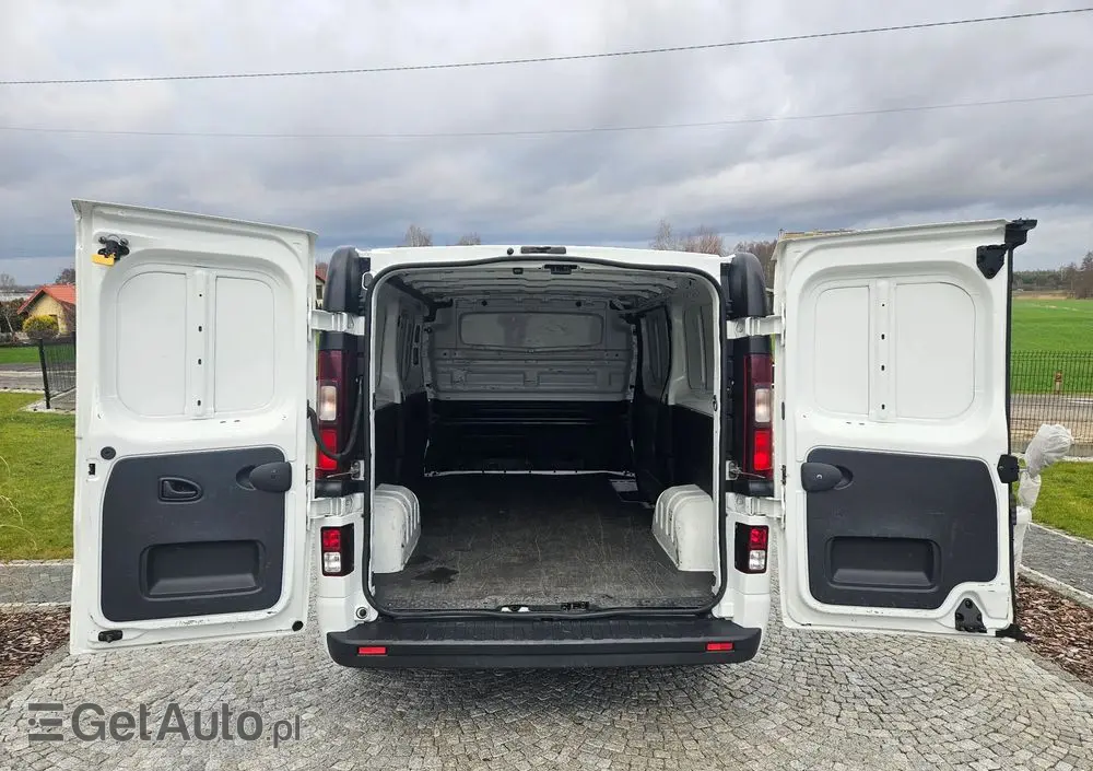 OPEL VIVARO L2H1 