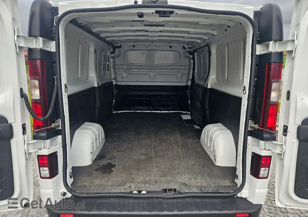 OPEL VIVARO L2H1 