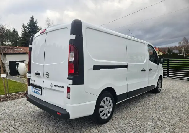 OPEL VIVARO L2H1 