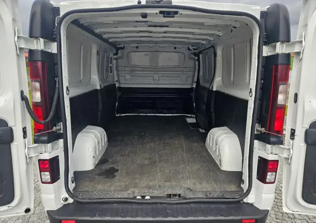 OPEL VIVARO L2H1 
