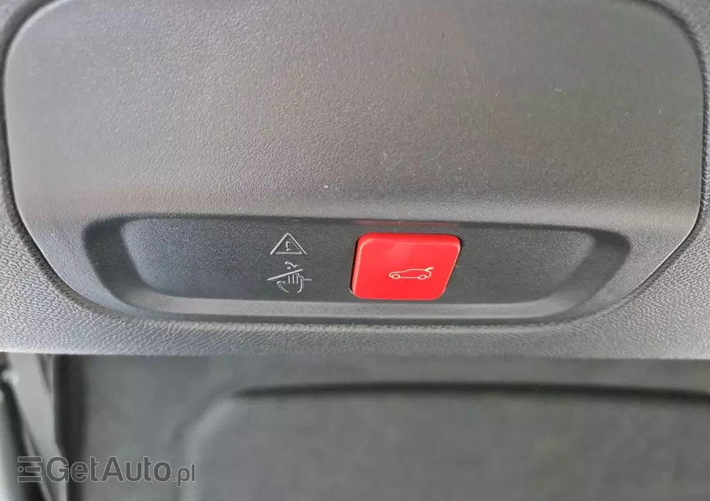 PEUGEOT 408 1.6 Plug-In Hybrid 225 GT EAT8