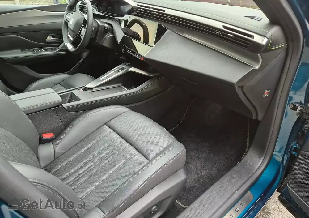 PEUGEOT 408 1.6 Plug-In Hybrid 225 GT EAT8