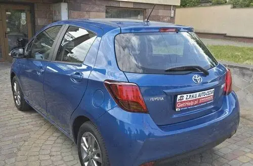 TOYOTA Yaris 