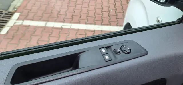 PEUGEOT Expert Long Asphalt