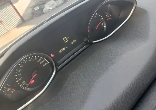 PEUGEOT 308 E-HDi 115 Stop & Start Access