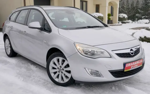 OPEL Astra 1.6 Easytronic Cosmo