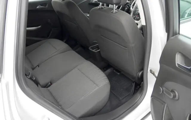 OPEL Astra 1.6 Easytronic Cosmo