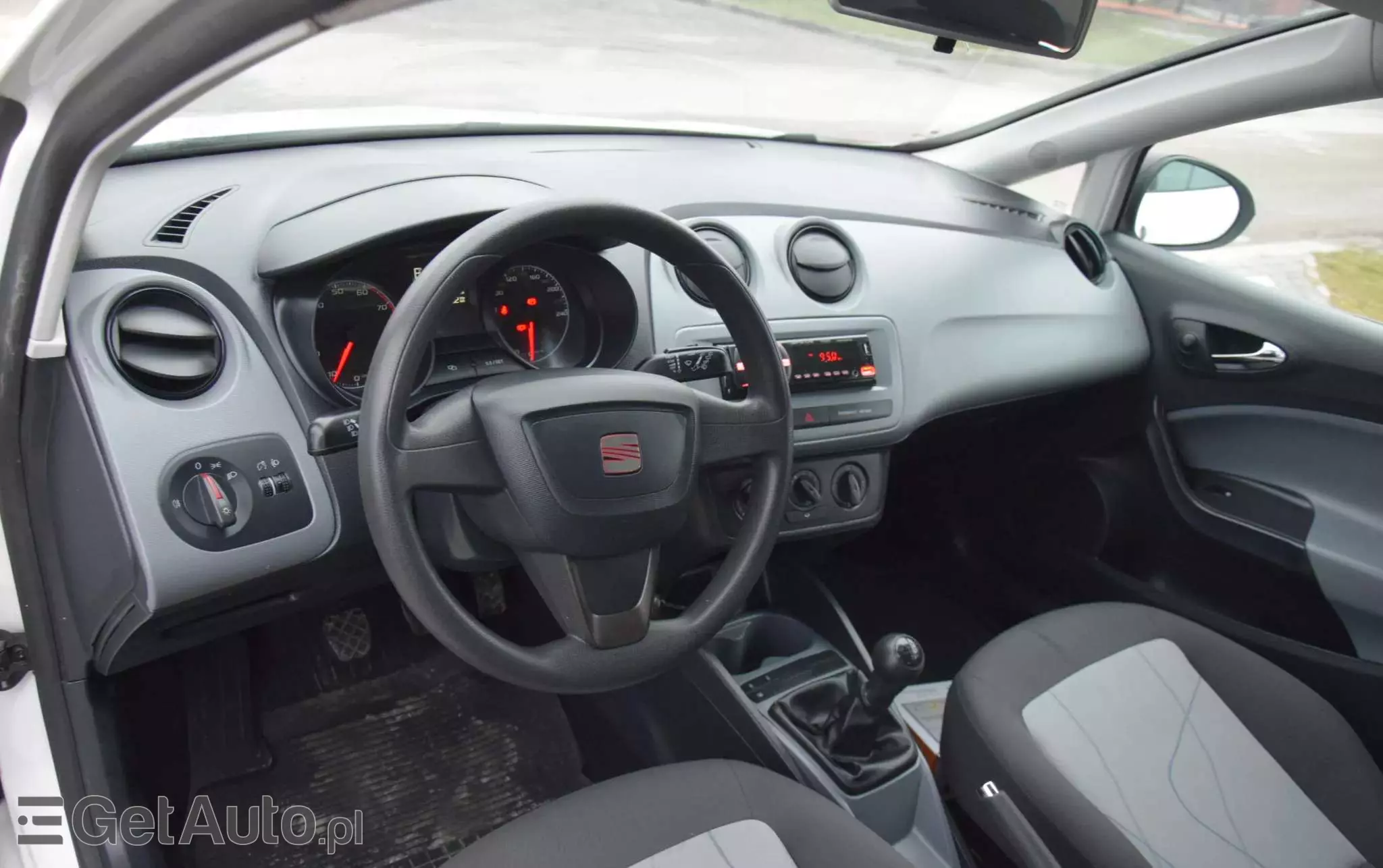 SEAT Ibiza 1.4 16V Reference