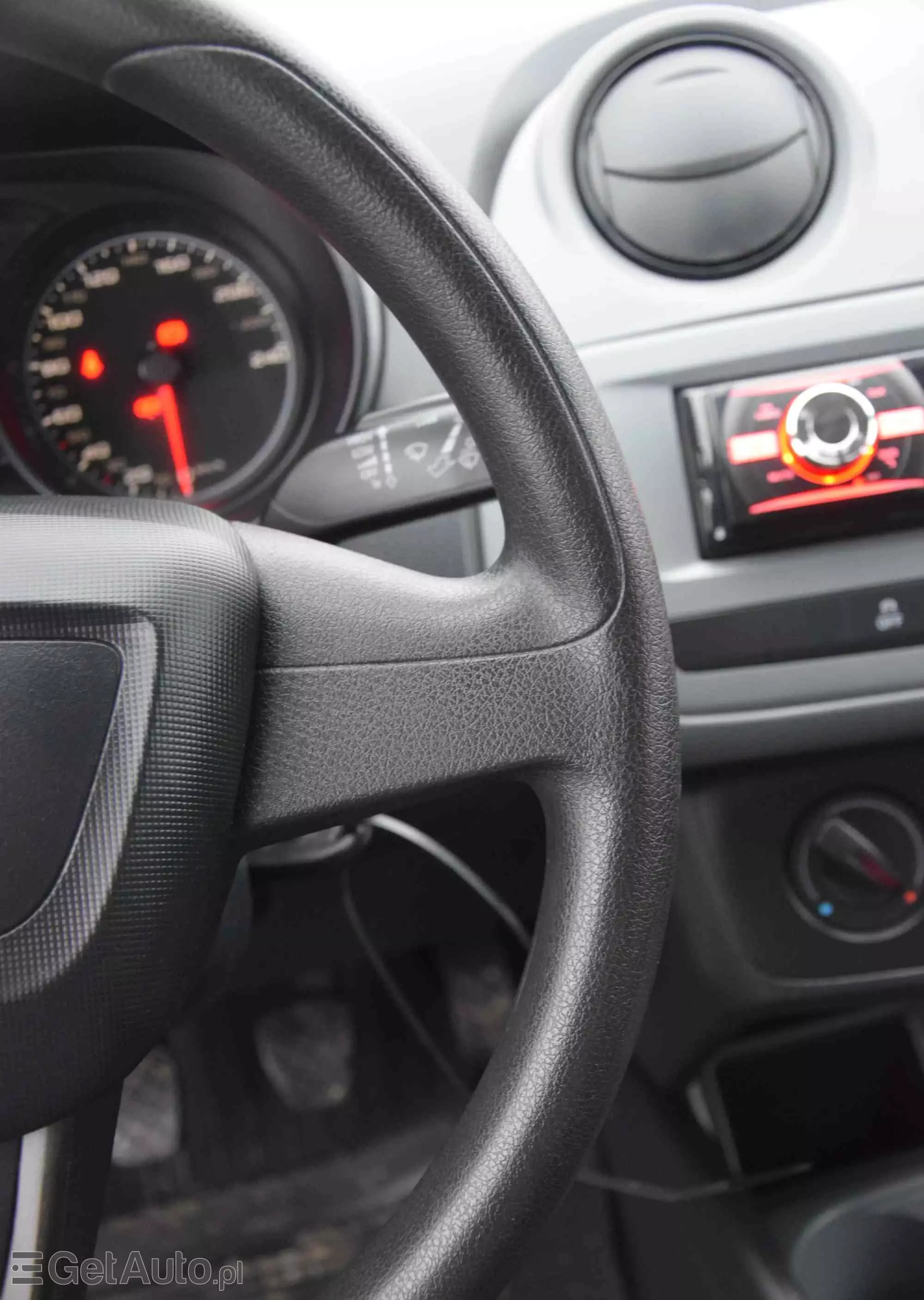 SEAT Ibiza 1.4 16V Reference