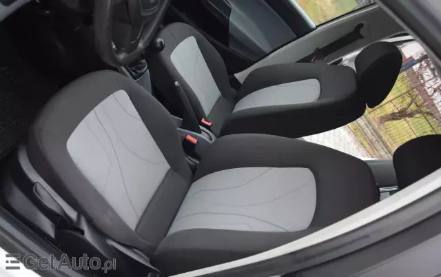 SEAT Ibiza 1.4 16V Reference