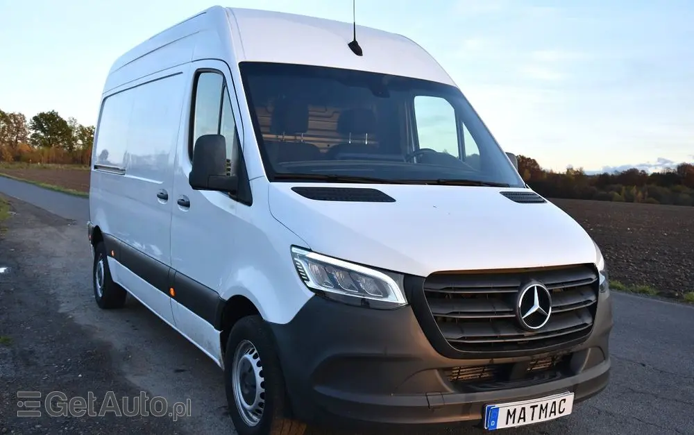 MERCEDES-BENZ SPRINTER 214 CDI 2,2 143KM PRO 