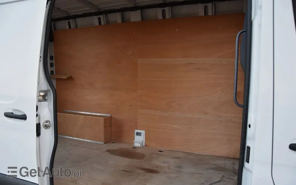 MERCEDES-BENZ SPRINTER 214 CDI 2,2 143KM PRO 