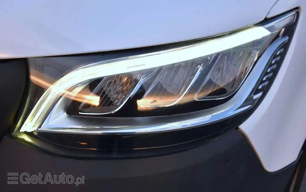 MERCEDES-BENZ SPRINTER 214 CDI 2,2 143KM PRO 