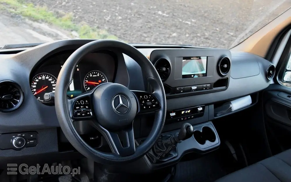 MERCEDES-BENZ SPRINTER 214 CDI 2,2 143KM PRO 