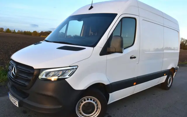 MERCEDES-BENZ SPRINTER 214 CDI 2,2 143KM PRO 