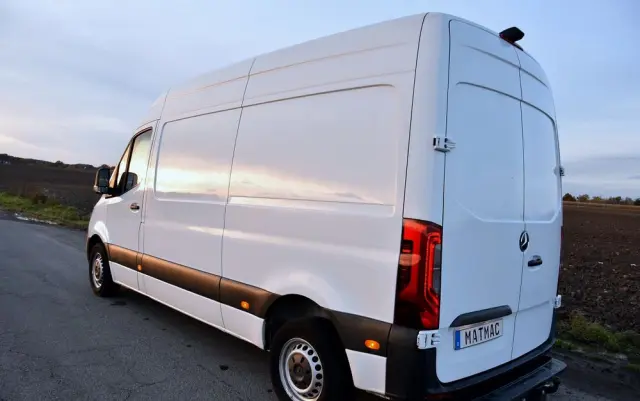 MERCEDES-BENZ SPRINTER 214 CDI 2,2 143KM PRO 