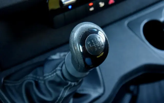 MERCEDES-BENZ SPRINTER 214 CDI 2,2 143KM PRO 