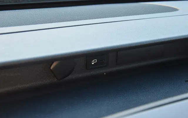 MERCEDES-BENZ SPRINTER 214 CDI 2,2 143KM PRO 