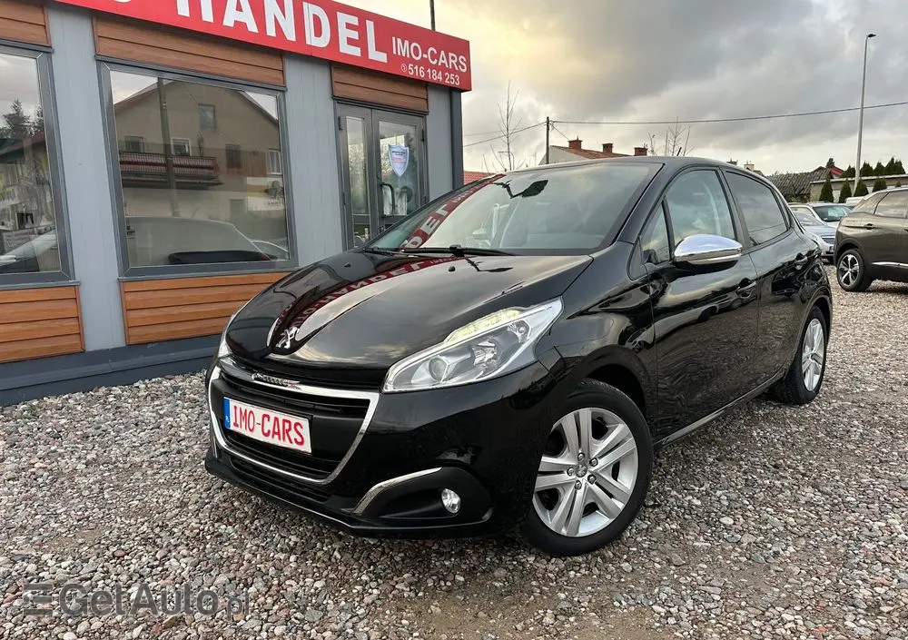 PEUGEOT 208 1.2 PureTech Style