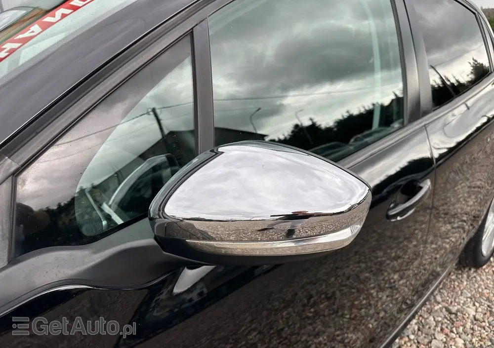 PEUGEOT 208 1.2 PureTech Style