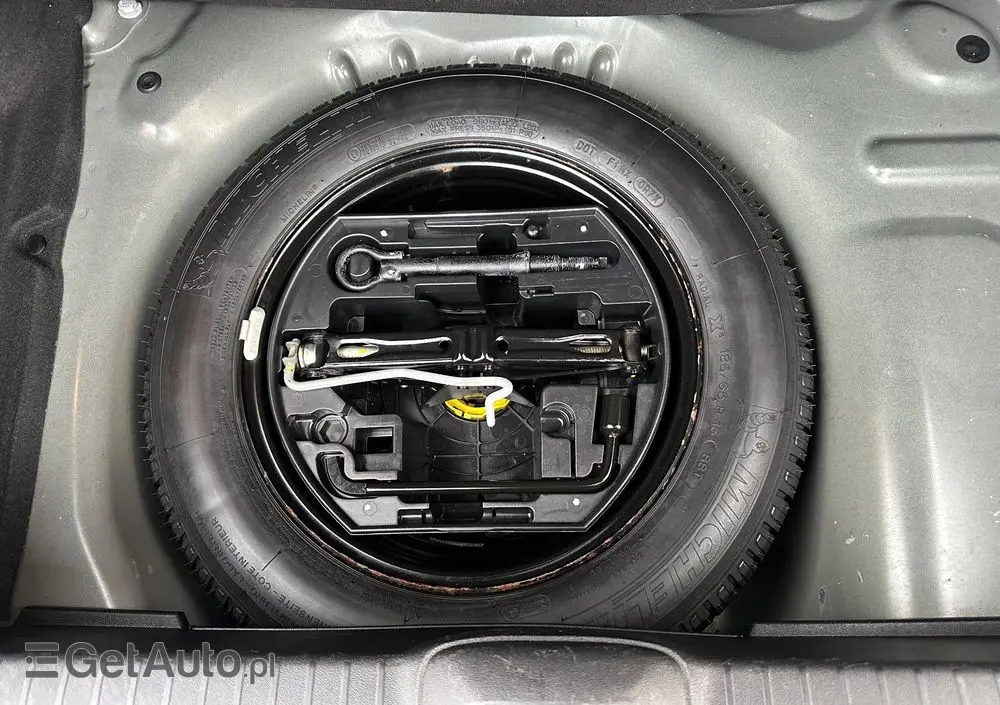 PEUGEOT 208 1.2 PureTech Style