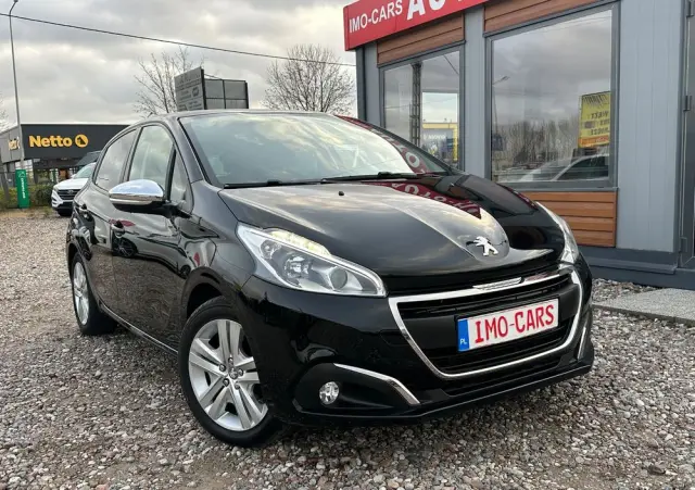 PEUGEOT 208 1.2 PureTech Style