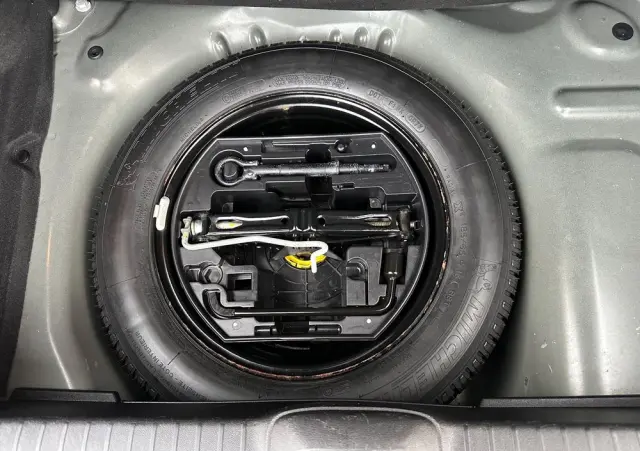 PEUGEOT 208 1.2 PureTech Style