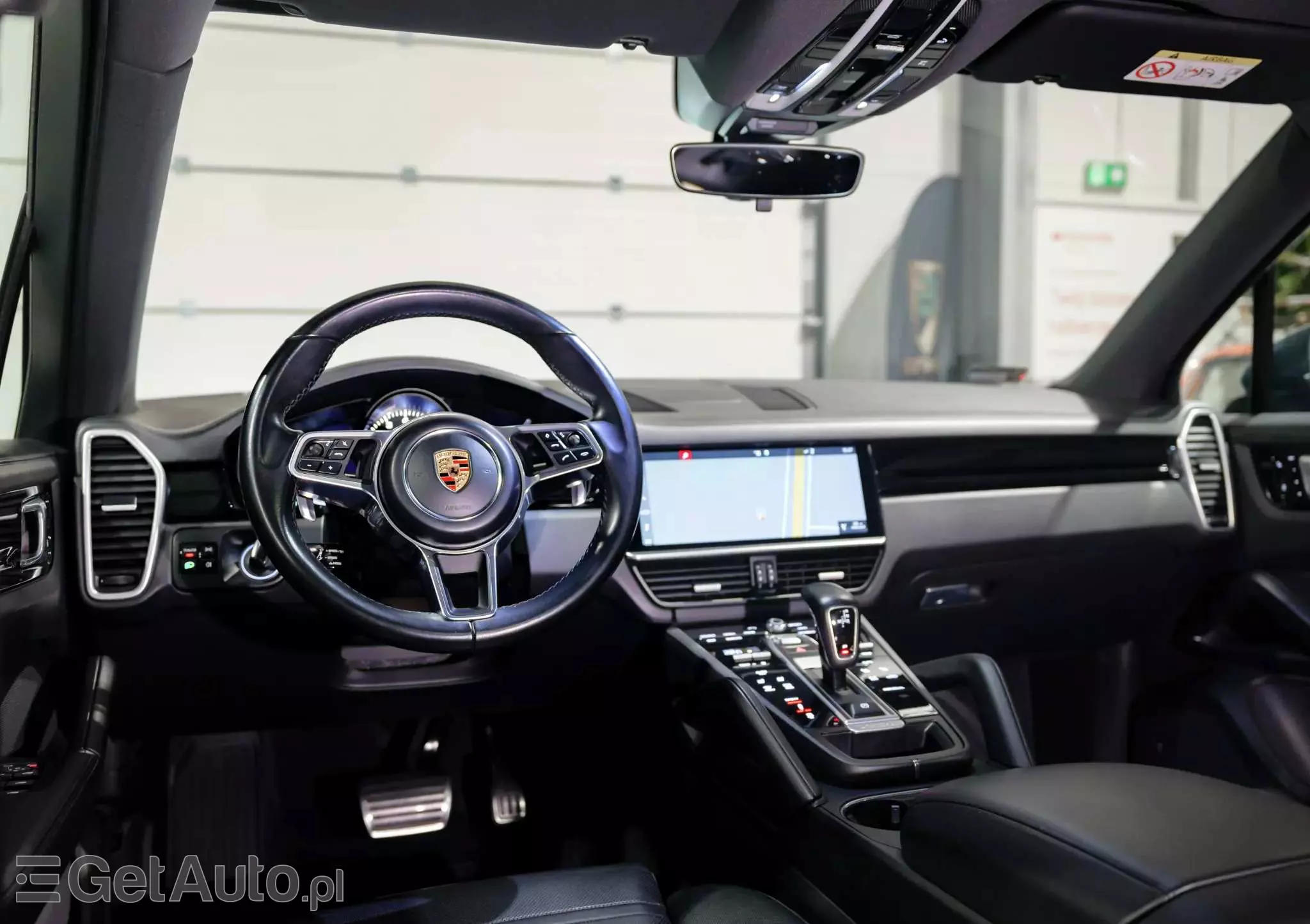 PORSCHE Cayenne S Platinum Edition