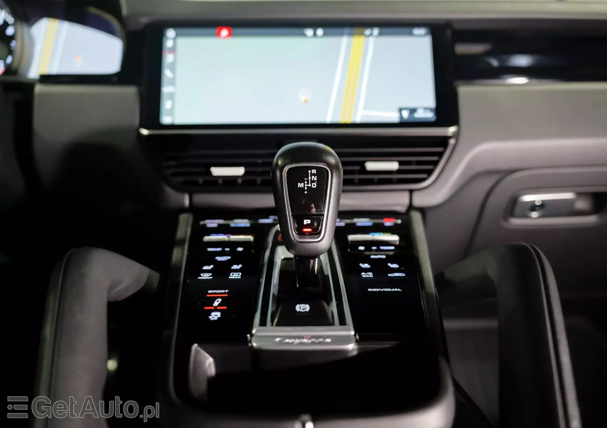 PORSCHE Cayenne S Platinum Edition