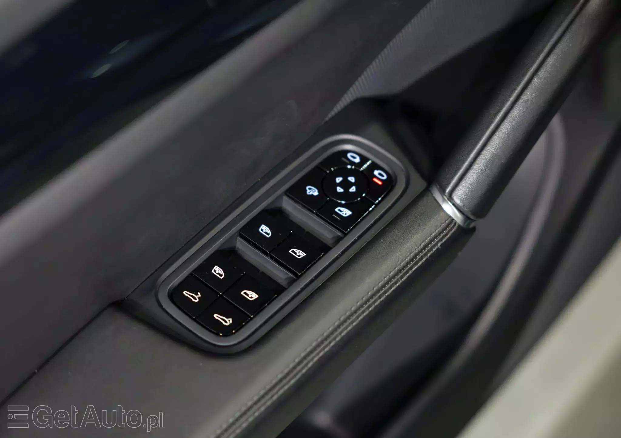 PORSCHE Cayenne S Platinum Edition