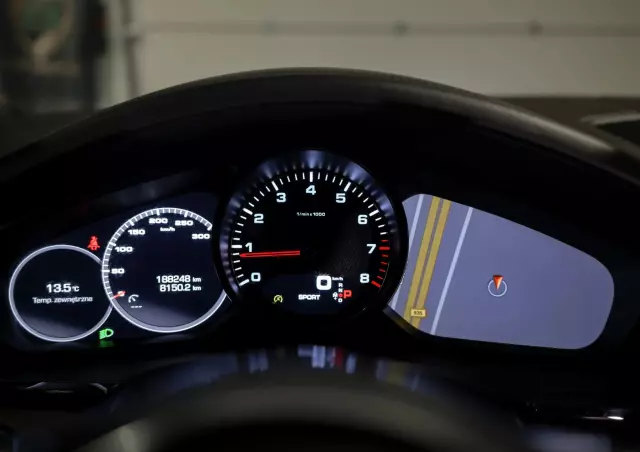 PORSCHE Cayenne S Platinum Edition