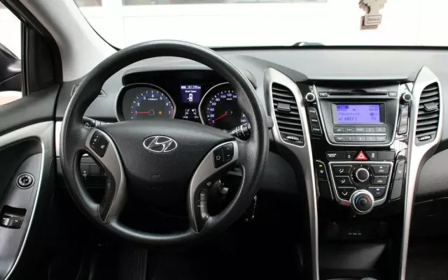 HYUNDAI I30 1.4 Comfort