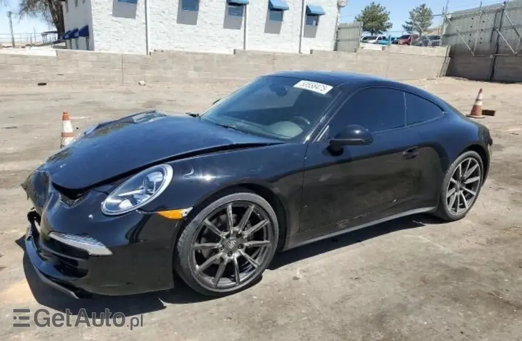 PORSCHE 911 Carrera 