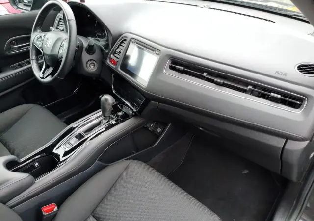 HONDA HR-V 1.5 i-VTEC CVT Elegance