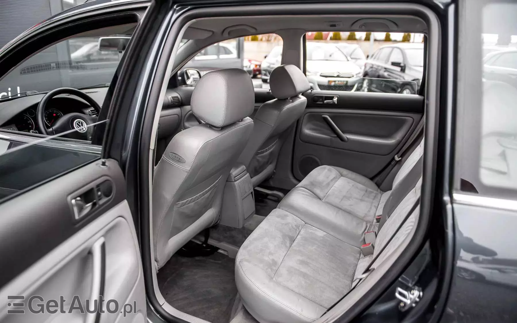 VOLKSWAGEN Passat 2.8 V6 4Mot Highline