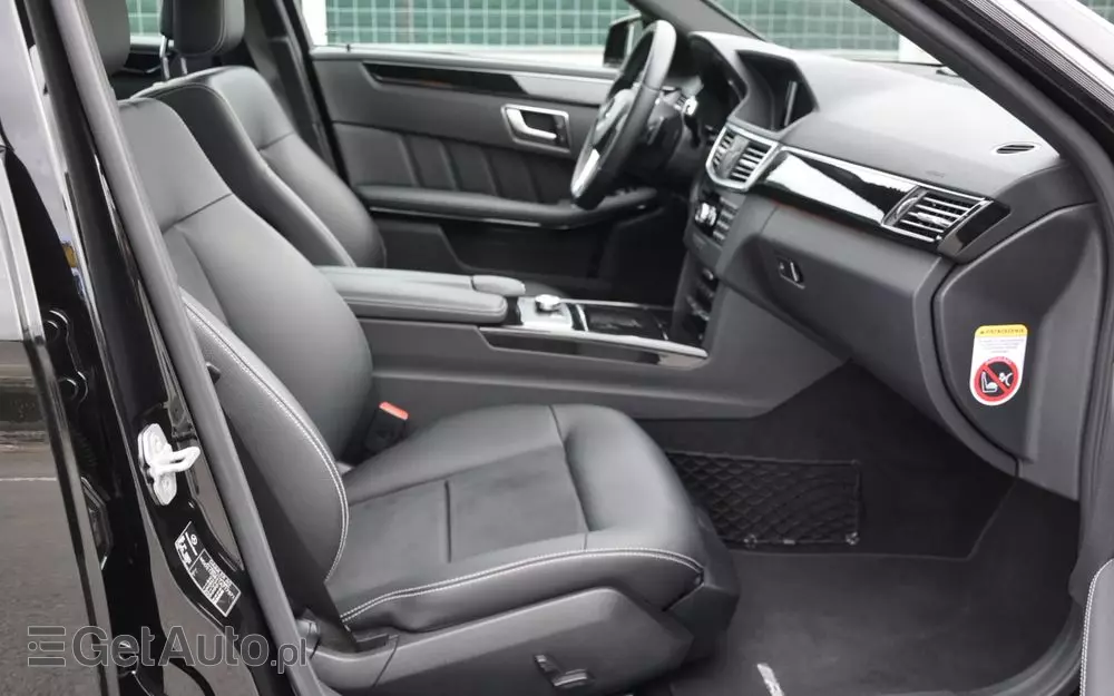 MERCEDES-BENZ Klasa E 250 CDI 4-Matic BlueEff Avantgarde