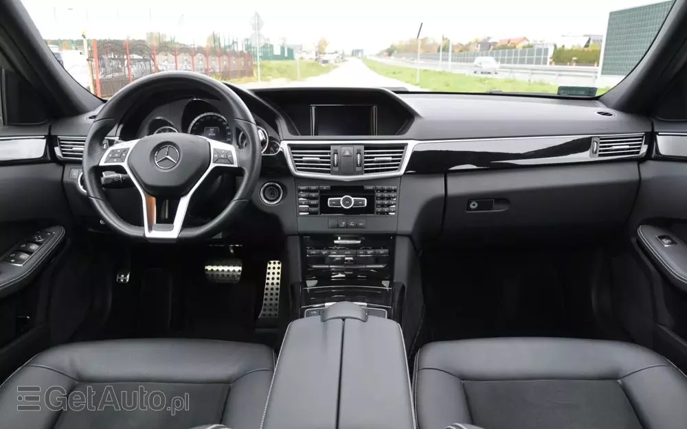 MERCEDES-BENZ Klasa E 250 CDI 4-Matic BlueEff Avantgarde