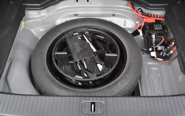 MERCEDES-BENZ Klasa E 250 CDI 4-Matic BlueEff Avantgarde