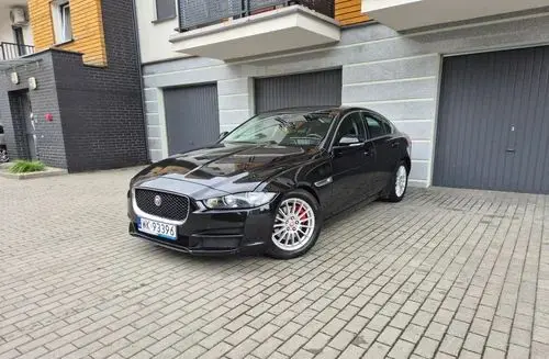 JAGUAR XE 