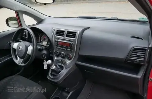 SUBARU Trezia 