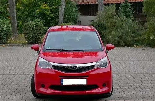 SUBARU Trezia 