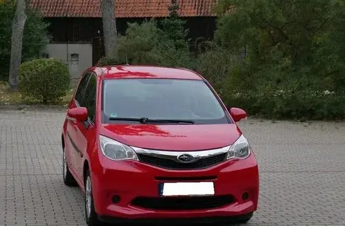 SUBARU Trezia 