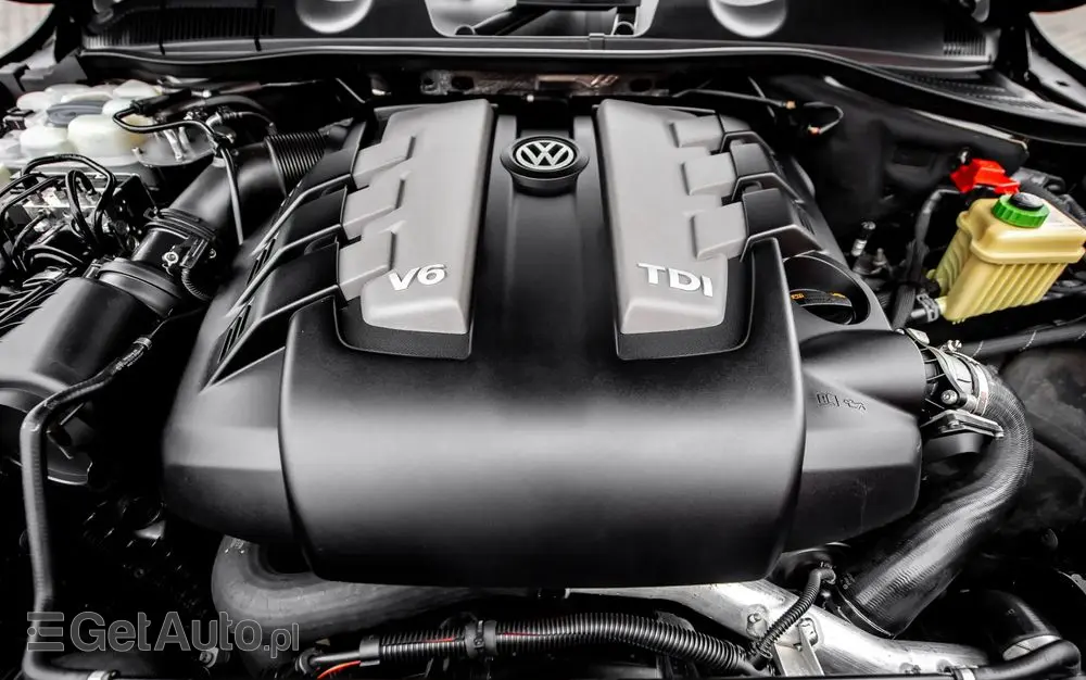VOLKSWAGEN Touareg 3.0 V6 TDI BMT Perfectline R-Style