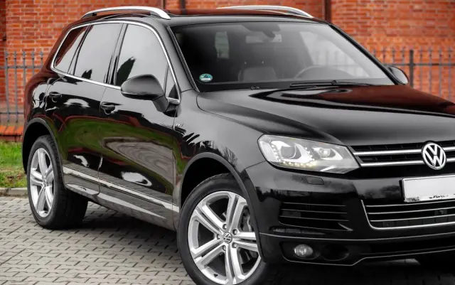 VOLKSWAGEN Touareg 3.0 V6 TDI BMT Perfectline R-Style