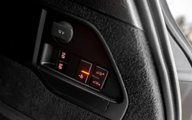 VOLKSWAGEN Touareg 3.0 V6 TDI BMT Perfectline R-Style